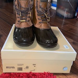 Michael Kors (Easton Bootie)